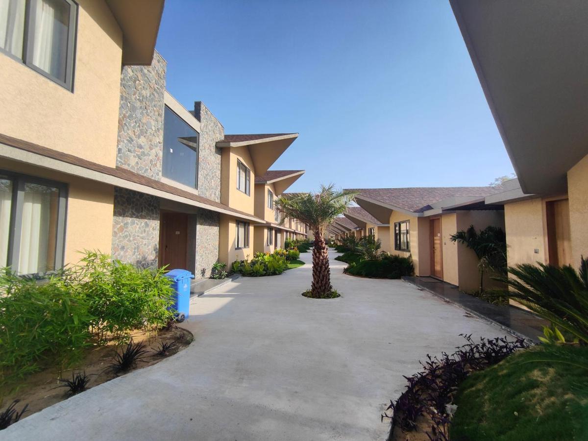 Club Heaven Palanpur Otel Dış mekan fotoğraf