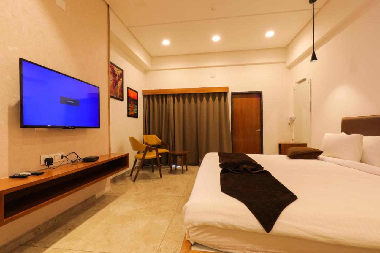 Club Heaven Palanpur Otel Dış mekan fotoğraf