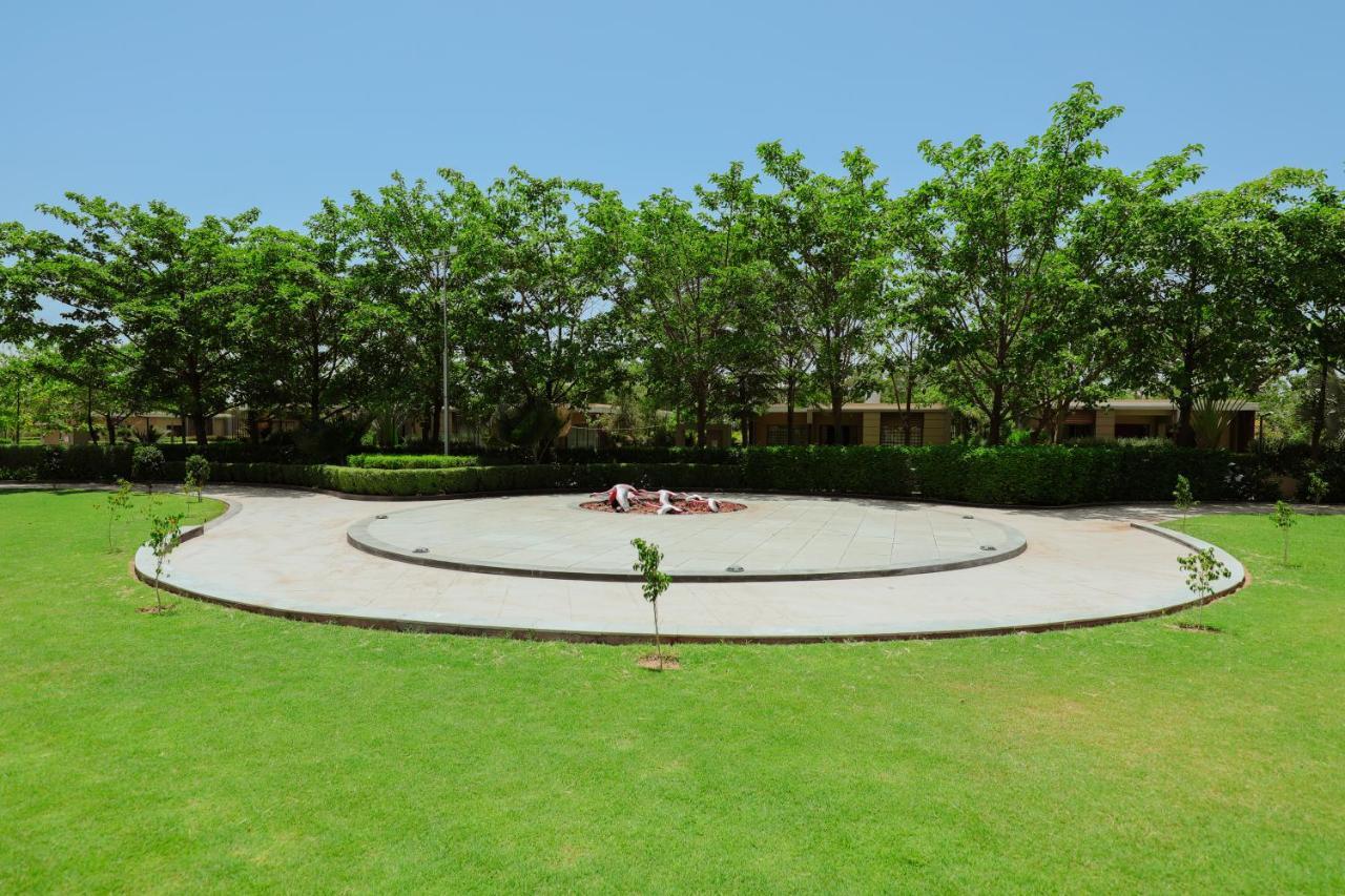 Club Heaven Palanpur Otel Dış mekan fotoğraf