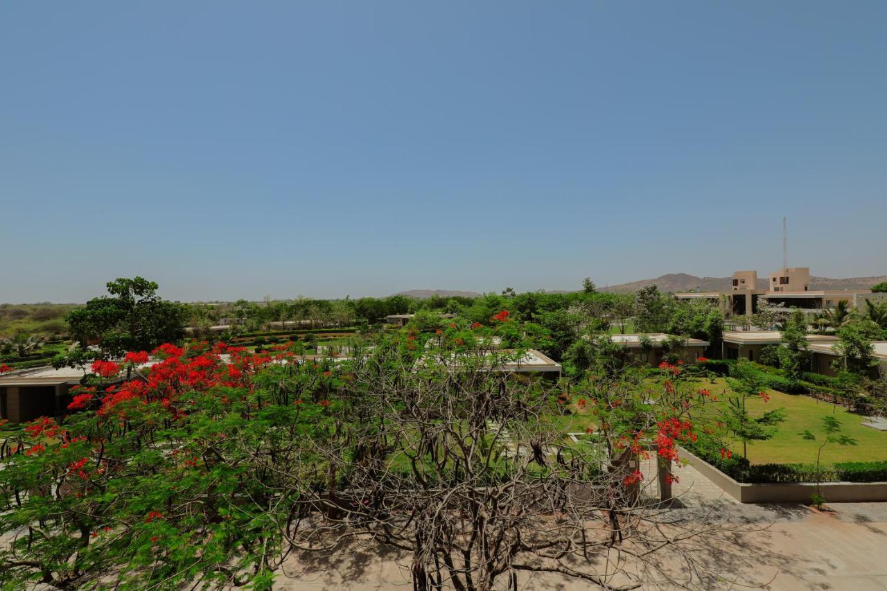 Club Heaven Palanpur Otel Dış mekan fotoğraf