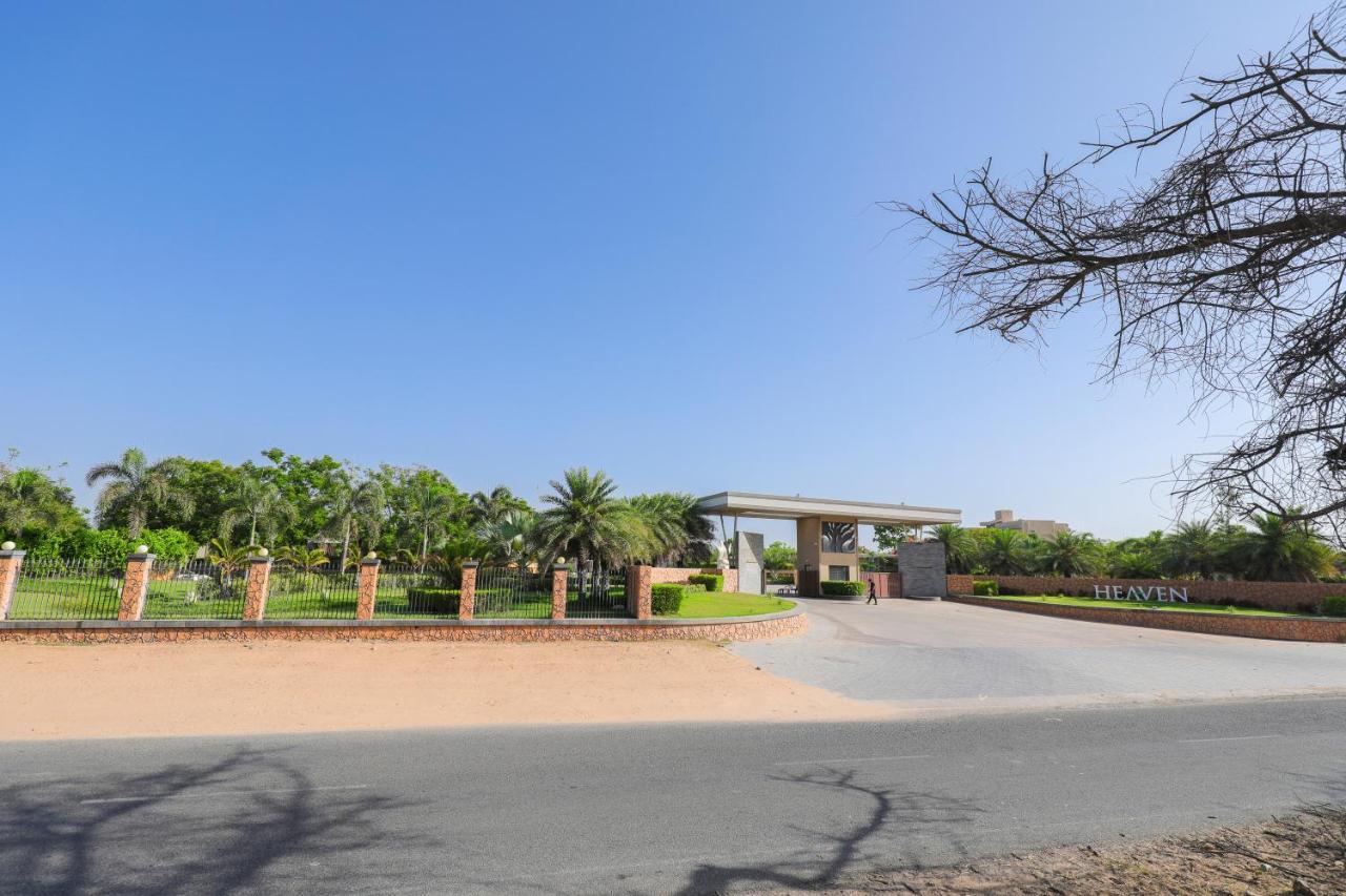 Club Heaven Palanpur Otel Dış mekan fotoğraf